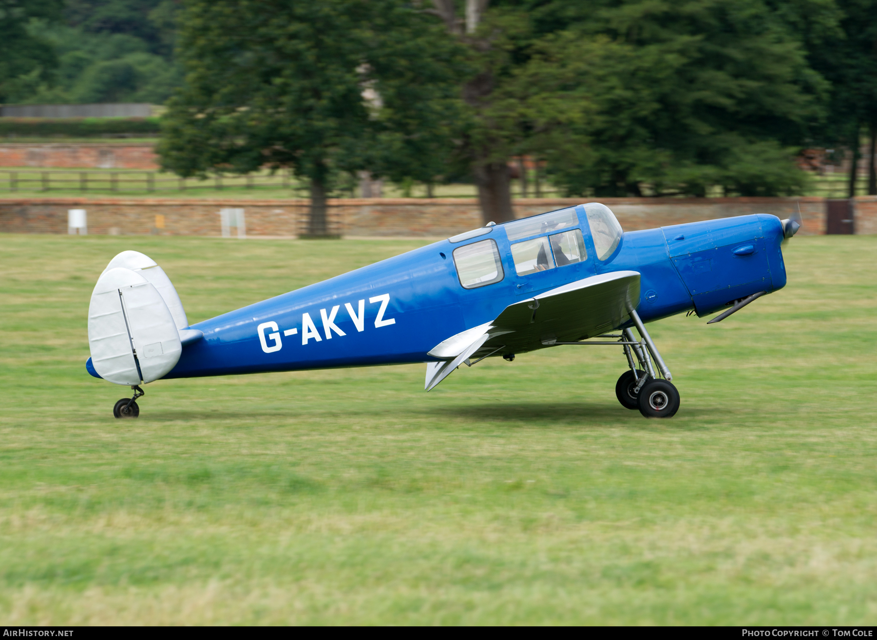 Aircraft Photo of G-AKVZ | Miles M.38 Messenger 4B | AirHistory.net #67086