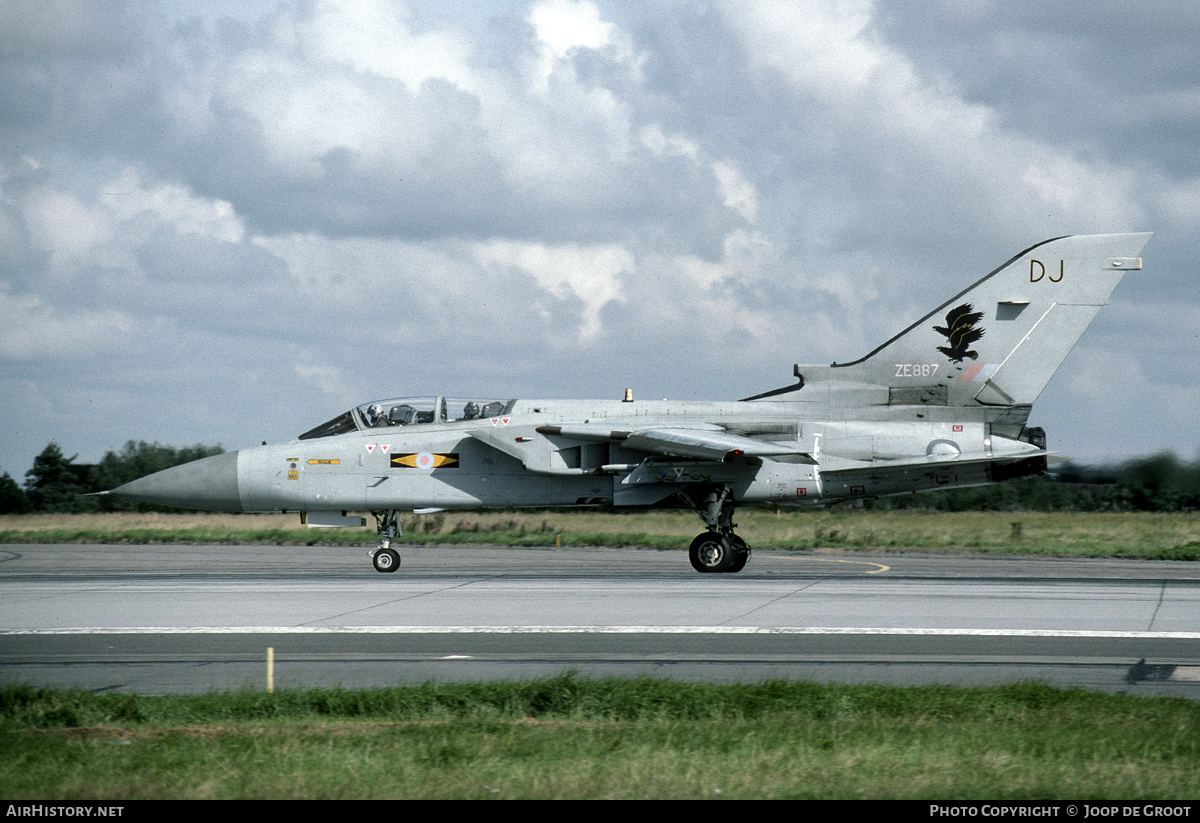 Aircraft Photo of ZE887 | Panavia Tornado F3 | UK - Air Force | AirHistory.net #67120