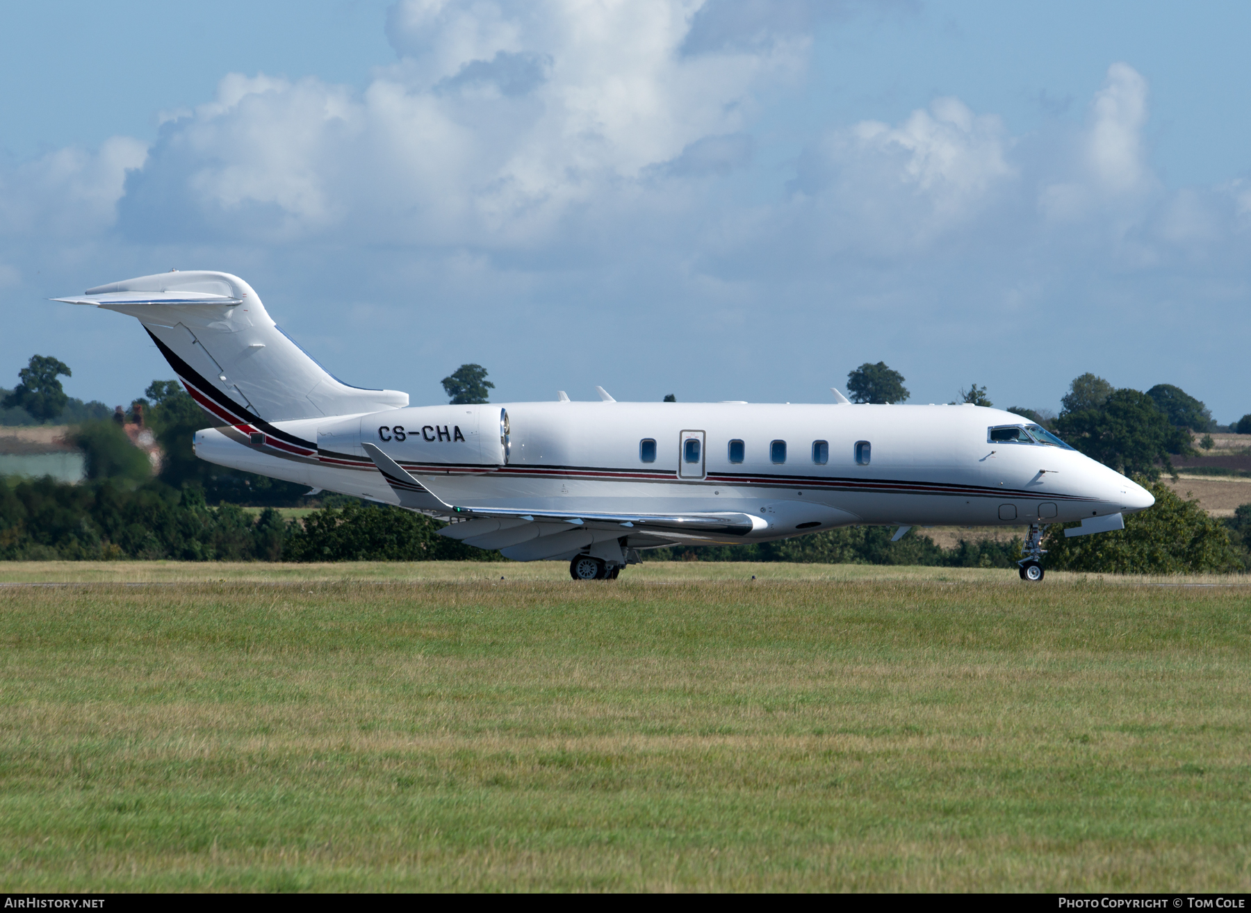 Aircraft Photo of CS-CHA | Bombardier Challenger 350 (BD-100-1A10) | AirHistory.net #67206