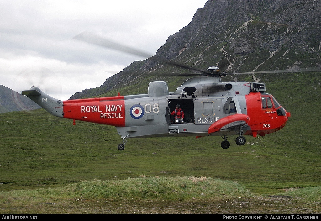 Aircraft Photo of XZ578 | Westland WS-61 Sea King HU5 | UK - Navy | AirHistory.net #67357