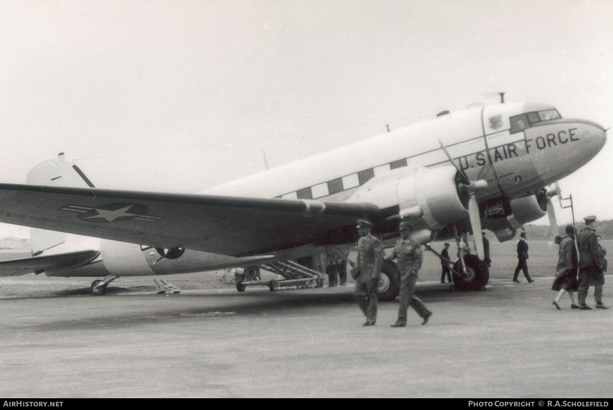 Aircraft Photo of 42-100883 / 0-00883 | Douglas C-47A Skytrain | USA - Air Force | AirHistory.net #67388