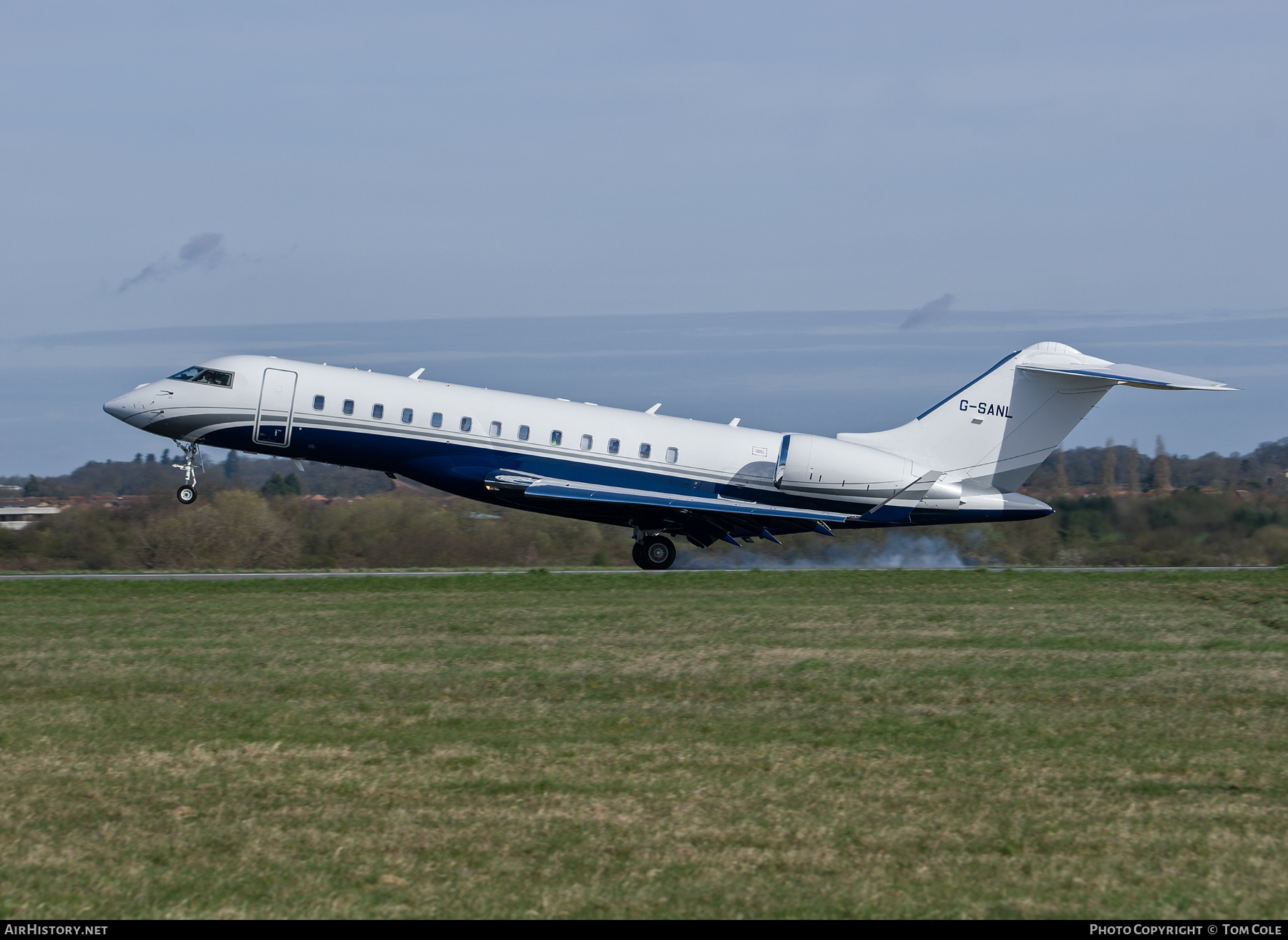 Aircraft Photo of G-SANL | Bombardier Global Express (BD-700-1A10) | AirHistory.net #67542