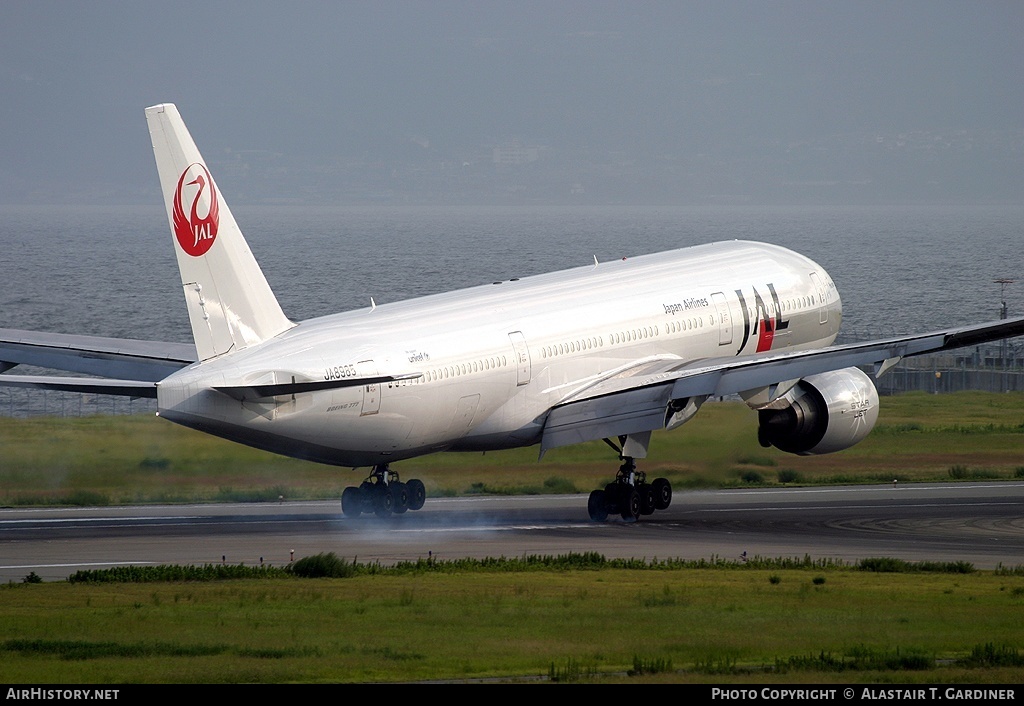 Aircraft Photo of JA8985 | Boeing 777-246 | Japan Airlines - JAL | AirHistory.net #67604