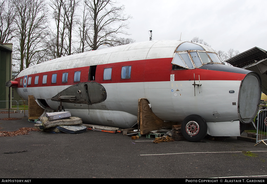 Aircraft Photo of WJ945 | Vickers 668 Varsity T.1 | UK - Air Force | AirHistory.net #67713