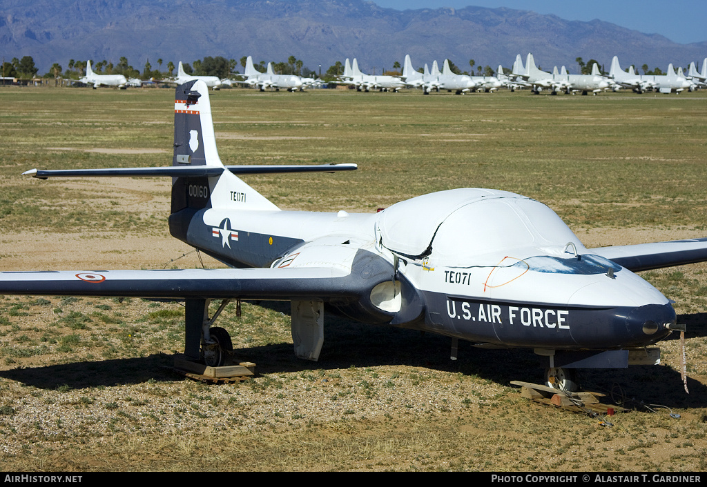 Aircraft Photo of 60-0160 / 00160 | Cessna T-37B Tweety Bird | USA - Air Force | AirHistory.net #67751