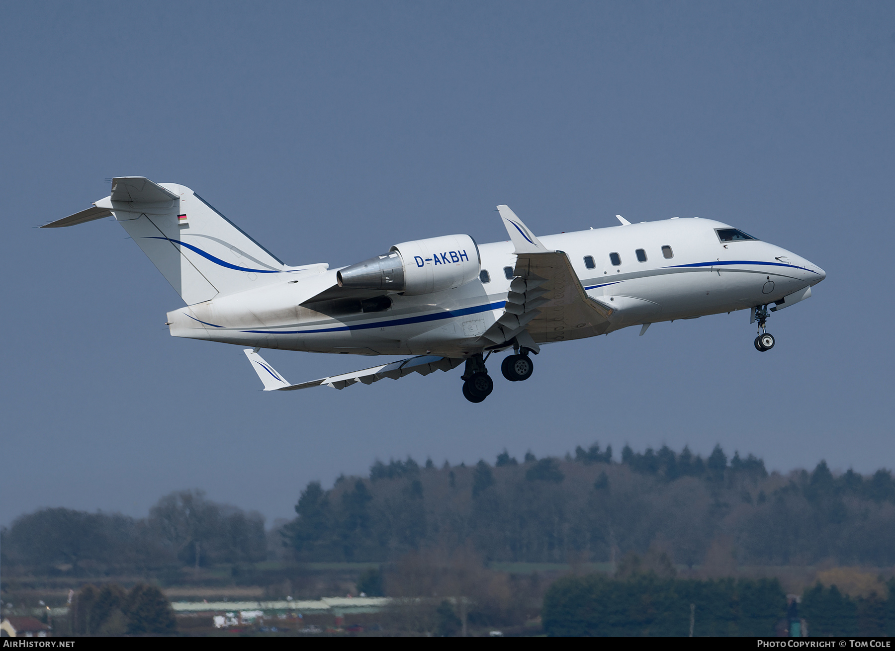 Aircraft Photo of D-AKBH | Canadair Challenger 604 (CL-600-2B16) | AirHistory.net #67811