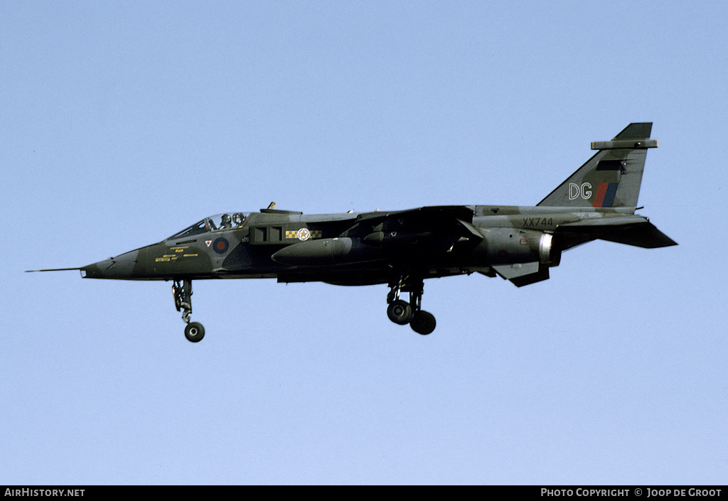 Aircraft Photo of XX744 | Sepecat Jaguar GR1 | UK - Air Force | AirHistory.net #67824