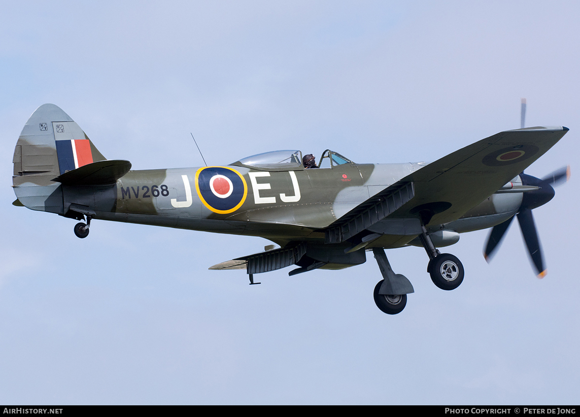 Aircraft Photo of G-SPIT / MV268 | Supermarine 379 Spitfire FR14E | UK - Air Force | AirHistory.net #67858