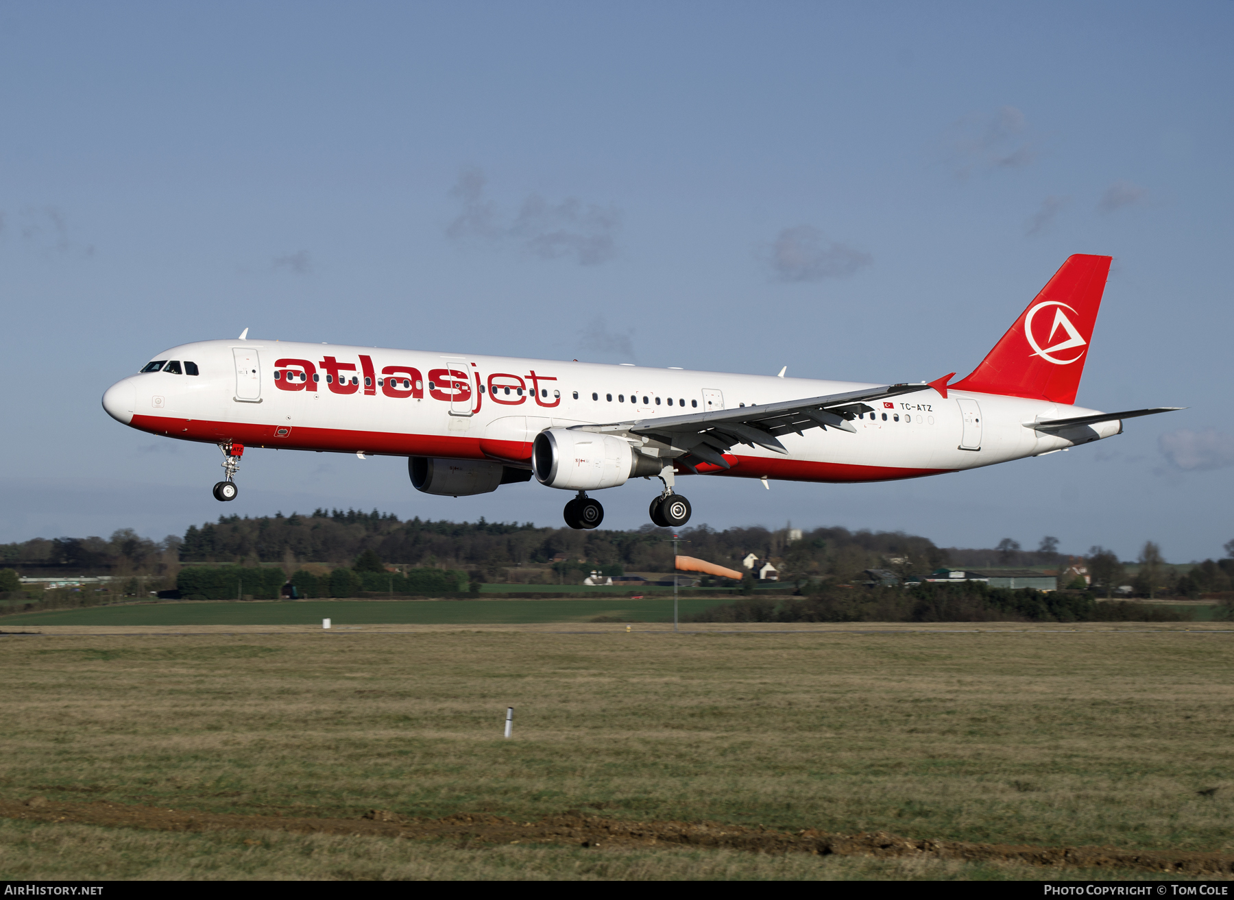 Aircraft Photo of TC-ATZ | Airbus A321-211 | Atlasjet Airlines | AirHistory.net #67890