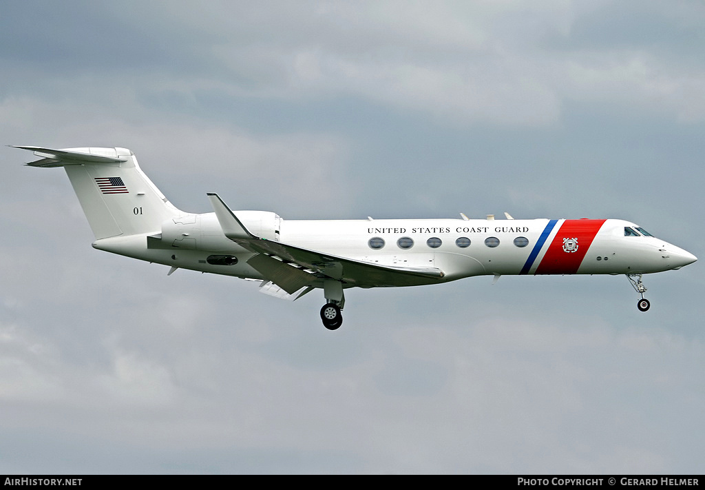 Aircraft Photo of 01 | Gulfstream Aerospace C-37A Gulfstream V (G-V) | USA - Coast Guard | AirHistory.net #67964