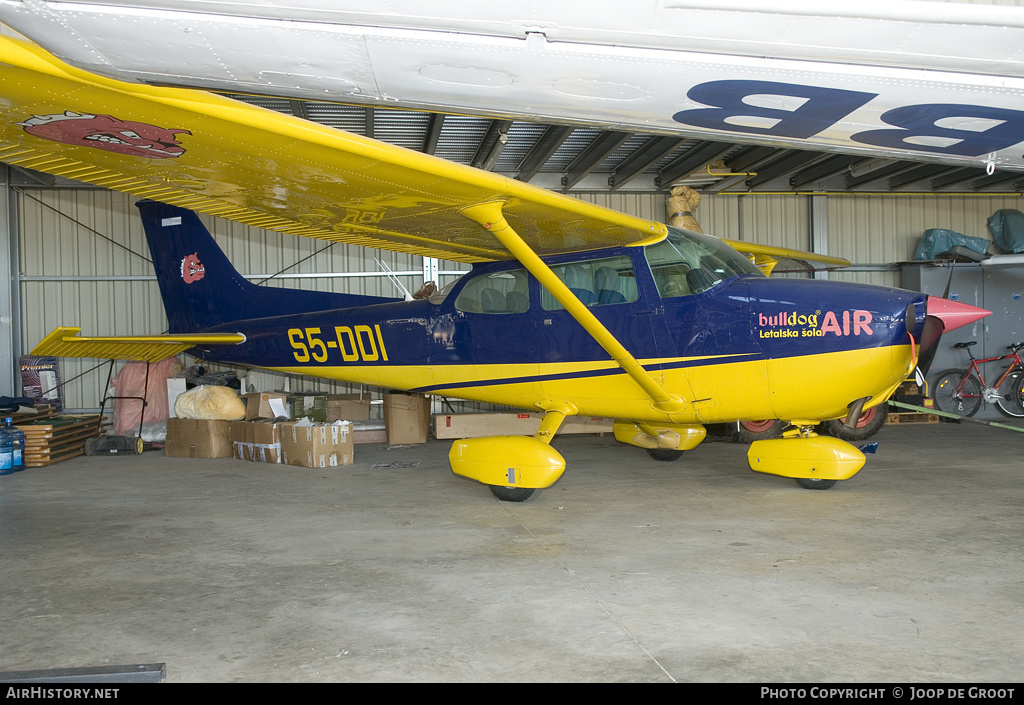 Aircraft Photo of S5-DDI | Cessna 172N | Bulldog Air | AirHistory.net #67979