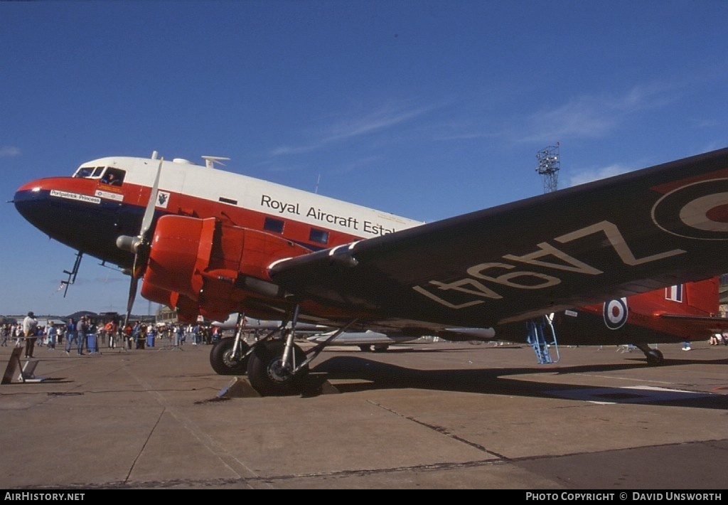 Aircraft Photo of ZA947 | Douglas C-47A Dakota Mk.3 | UK - Air Force | AirHistory.net #68079
