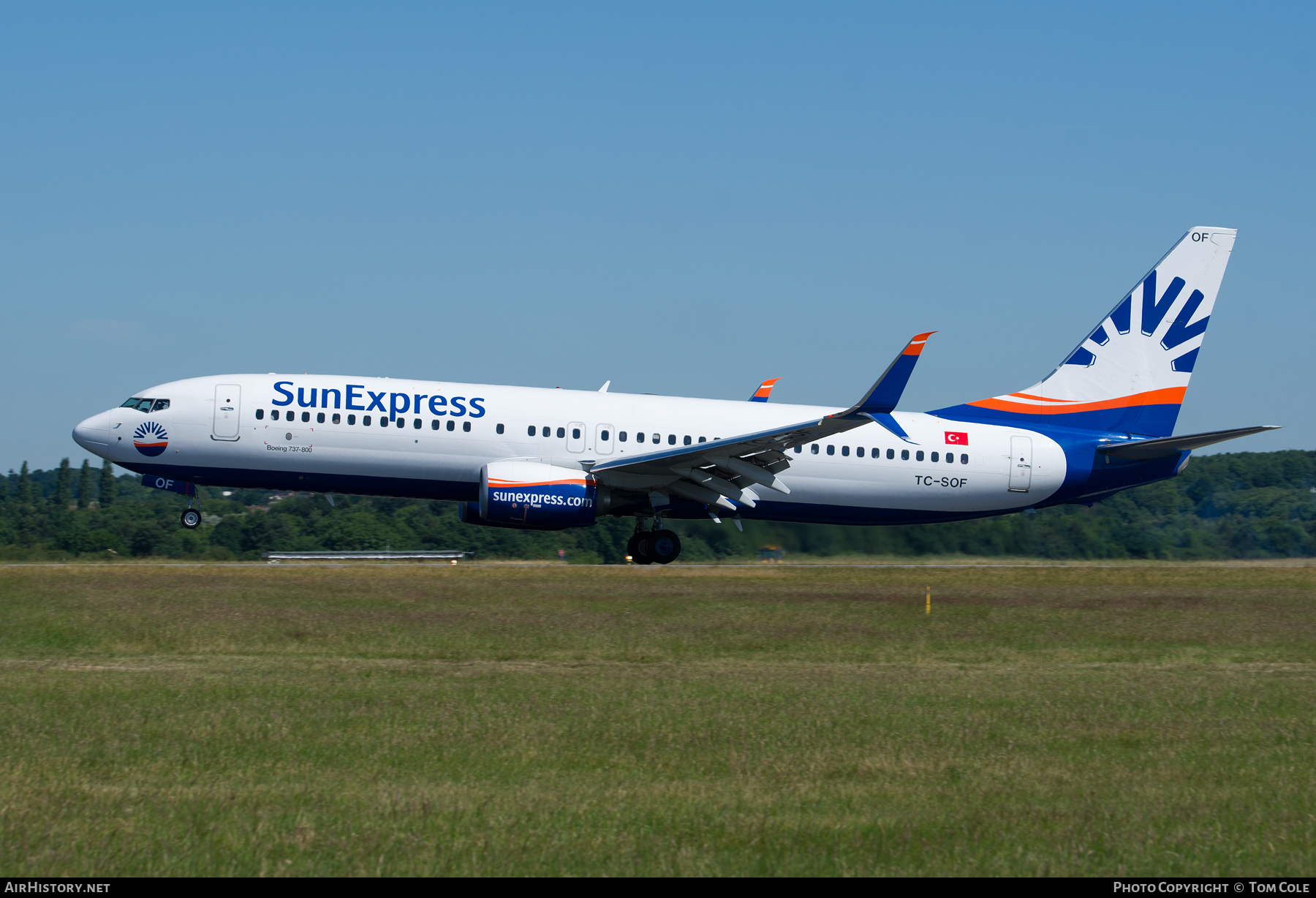 Aircraft Photo of TC-SOF | Boeing 737-800 | SunExpress | AirHistory.net #68165