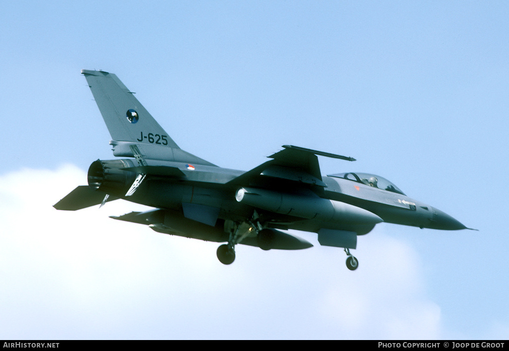 Aircraft Photo of J-625 | General Dynamics F-16A Fighting Falcon | Netherlands - Air Force | AirHistory.net #68208