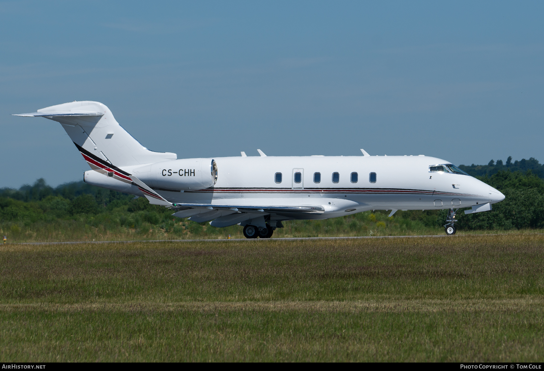 Aircraft Photo of CS-CHH | Bombardier Challenger 350 (BD-100-1A10) | AirHistory.net #68222