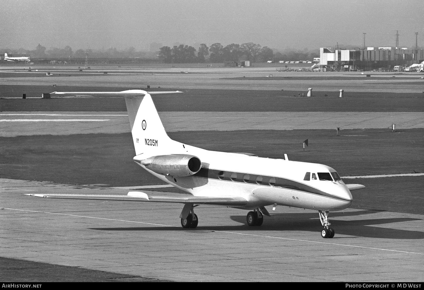 Aircraft Photo of N205M | Grumman G-1159 Gulfstream II | AirHistory.net #68259