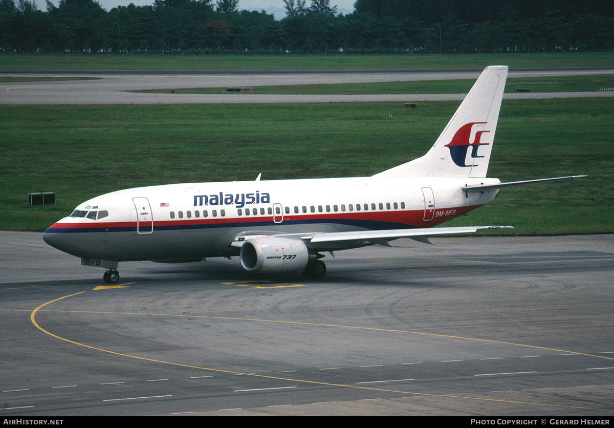 Aircraft Photo of 9M-MFB | Boeing 737-5H6 | Malaysia Airlines | AirHistory.net #68566
