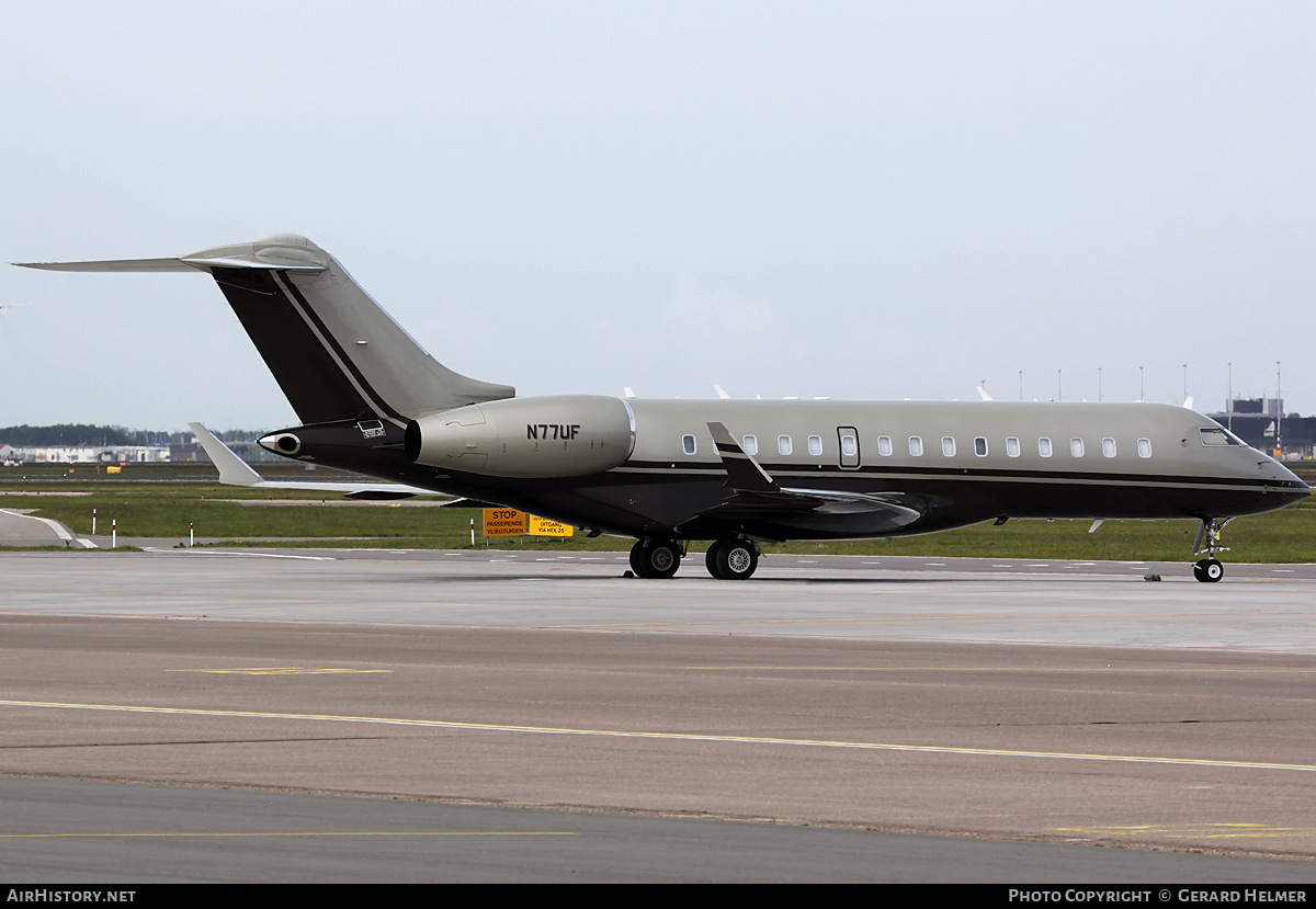 Aircraft Photo of N77UF | Bombardier Global Express (BD-700-1A10) | AirHistory.net #68567