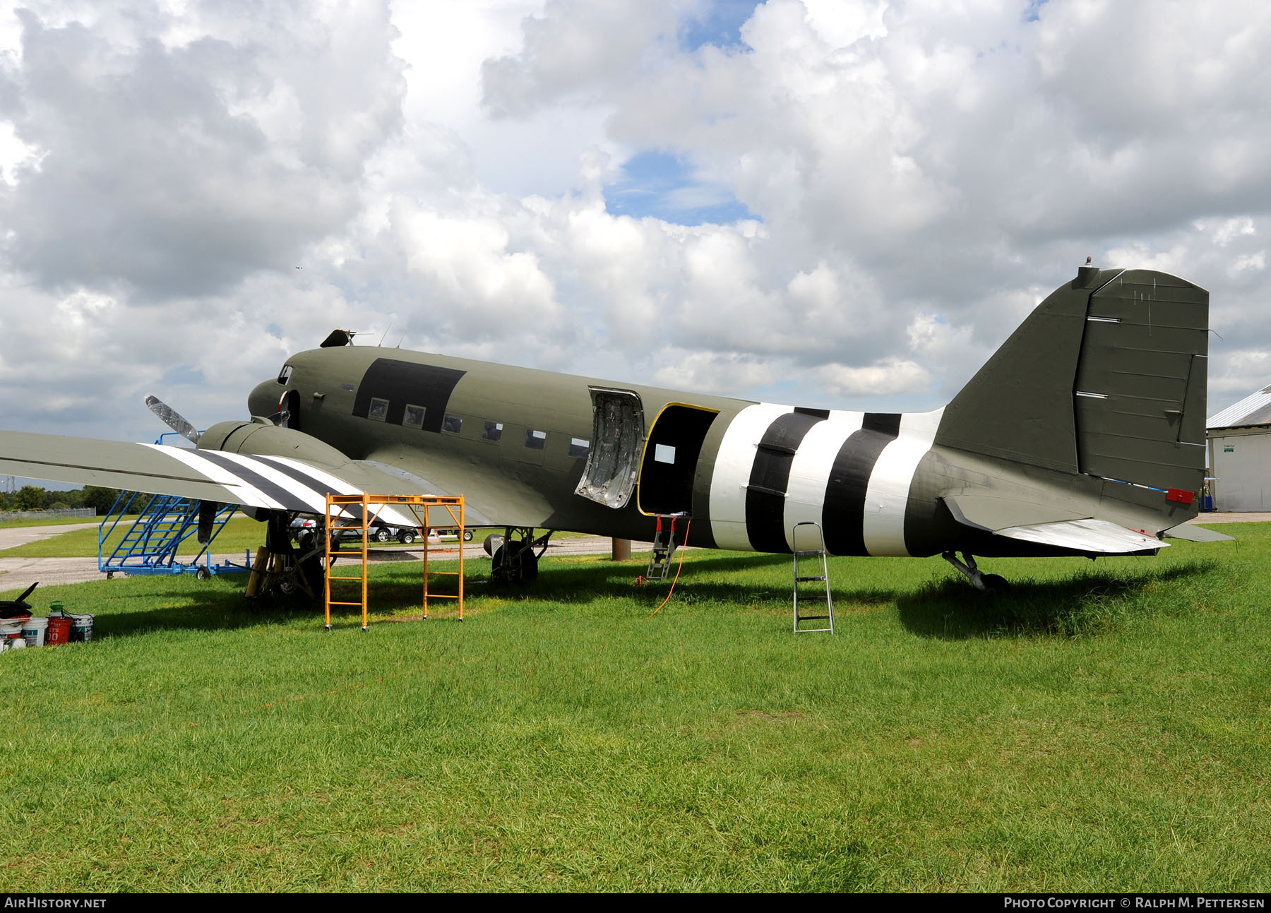 Aircraft Photo of N834M | Douglas C-47D Skytrain | USA - Air Force | AirHistory.net #68637