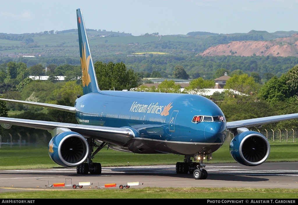 Aircraft Photo of VN-A144 | Boeing 777-26K/ER | Vietnam Airlines | AirHistory.net #68742