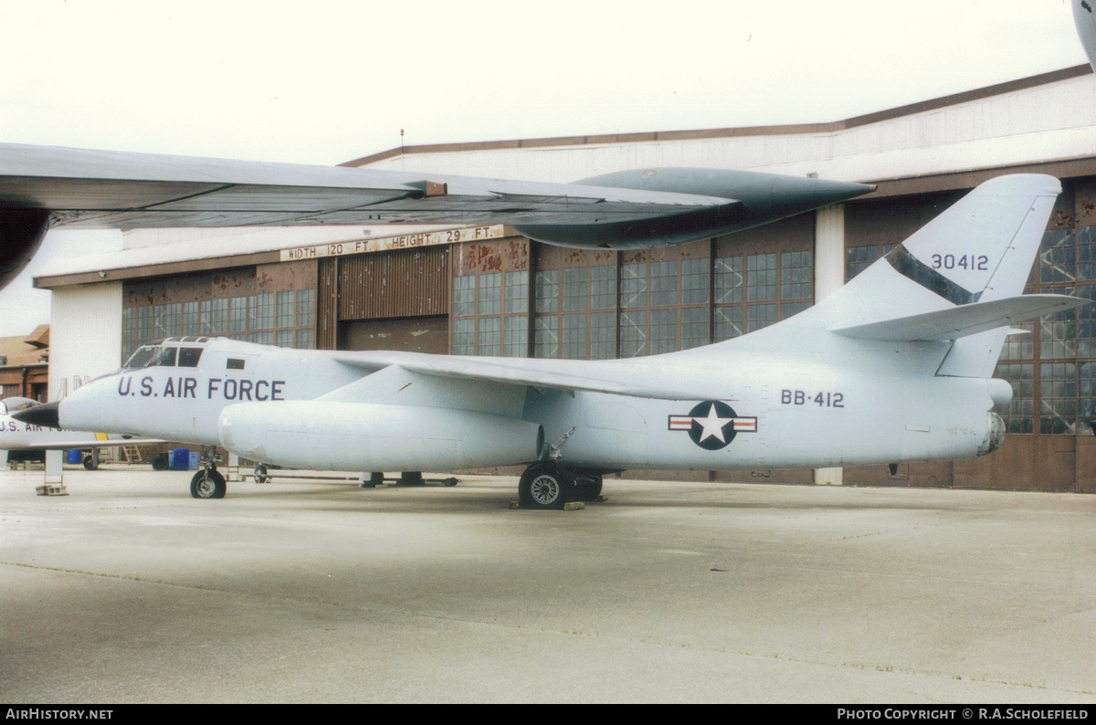 Aircraft Photo of 53-412 / 30412 | Douglas JRB-66B Destroyer | USA - Air Force | AirHistory.net #68998