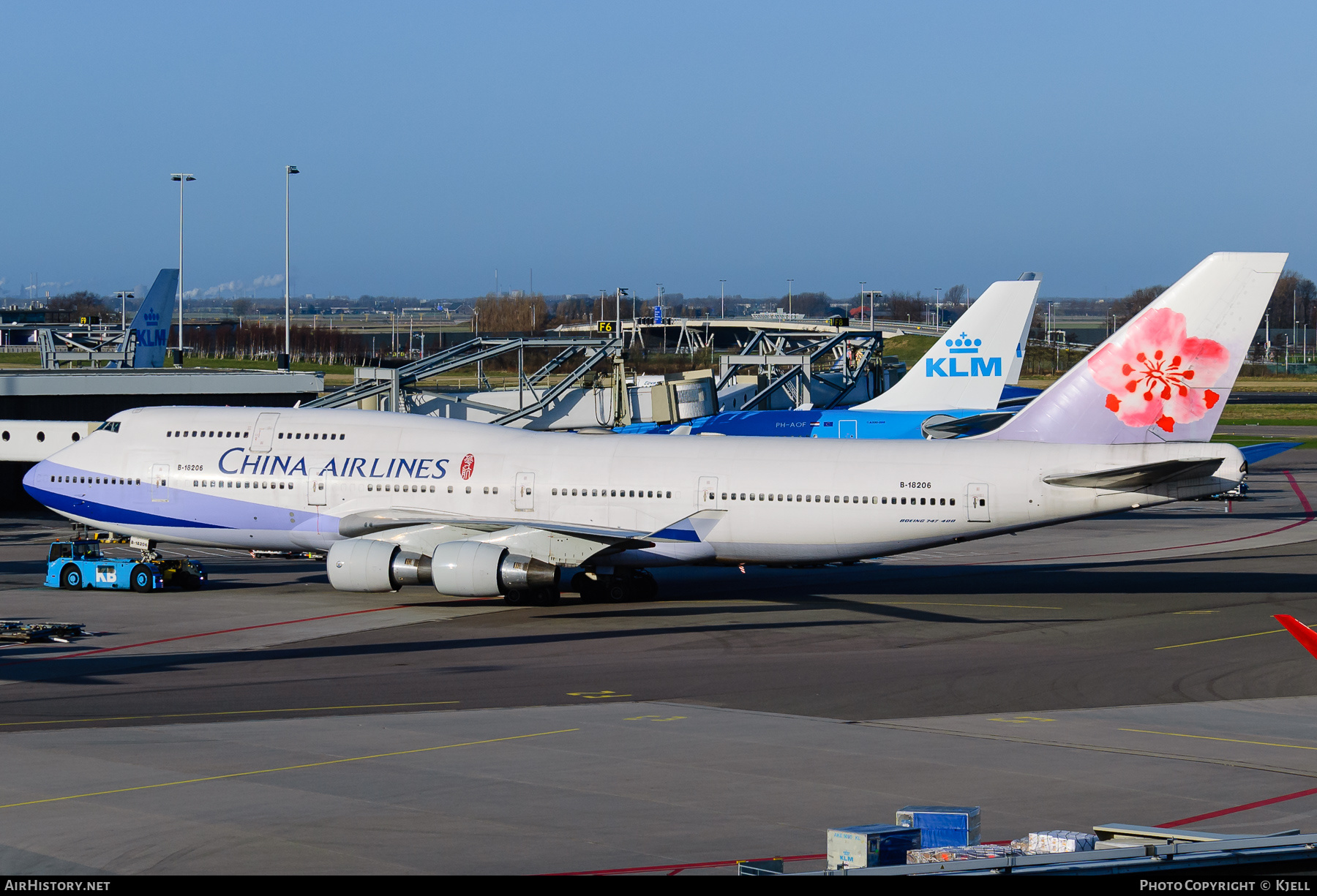 Aircraft Photo of B-18206 | Boeing 747-409 | China Airlines | AirHistory.net #69008