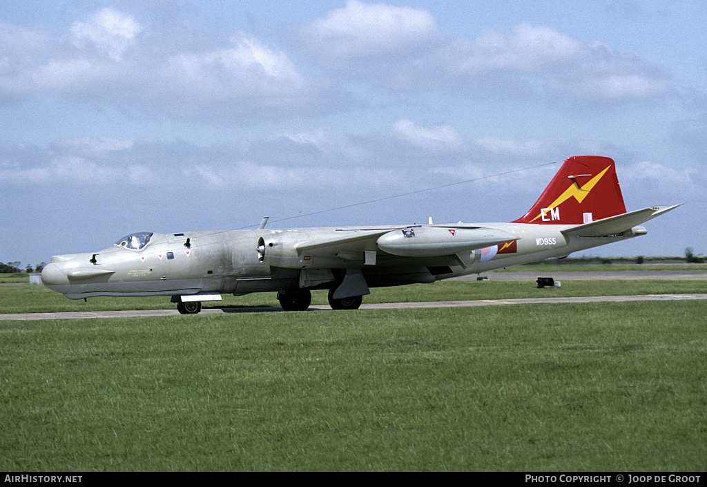 Aircraft Photo of WD955 | English Electric Canberra T17A | UK - Air Force | AirHistory.net #69012