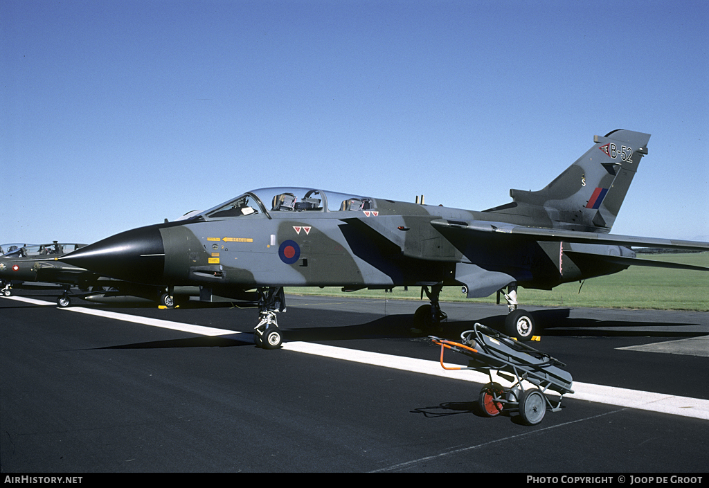 Aircraft Photo of ZA329 | Panavia Tornado GR1 | UK - Air Force | AirHistory.net #69013