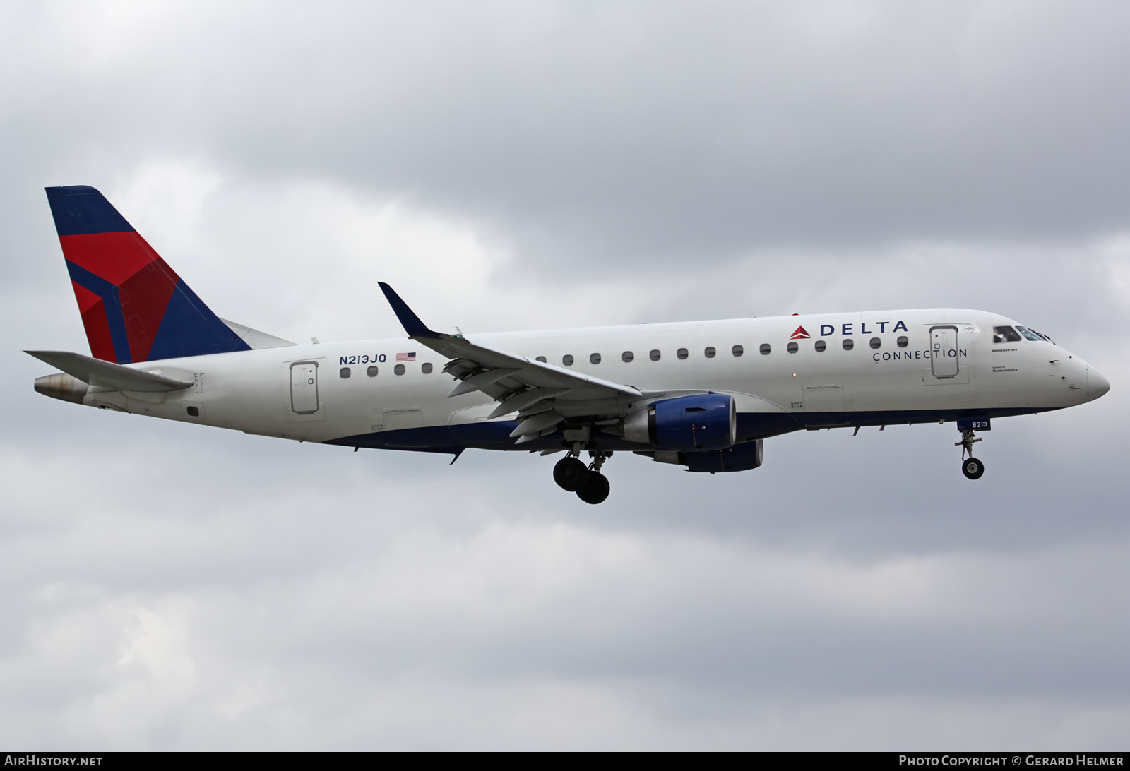 Aircraft Photo of N213JQ | Embraer 175LR (ERJ-170-200LR) | Delta Connection | AirHistory.net #69094