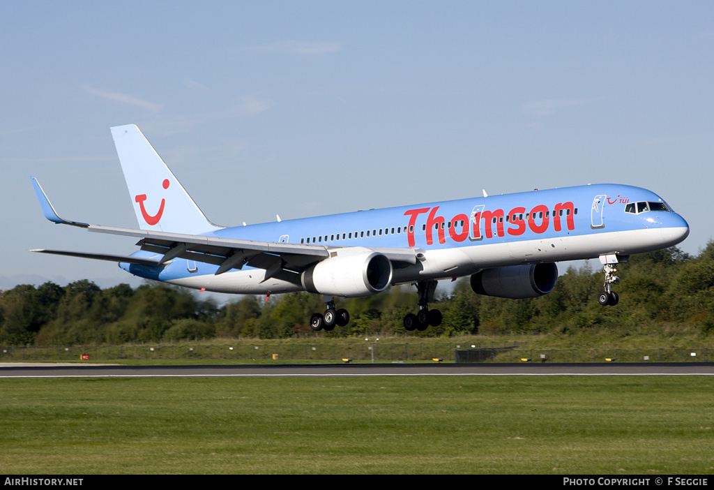 Aircraft Photo of G-OOBE | Boeing 757-28A | Thomson Airways | AirHistory.net #69137