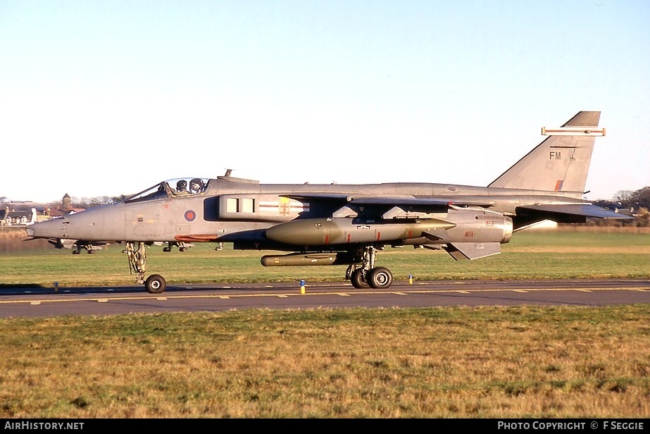 Aircraft Photo of XZ104 | Sepecat Jaguar GR3A | UK - Air Force | AirHistory.net #69200