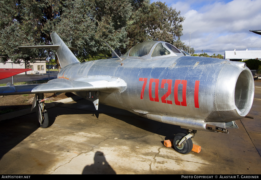 Aircraft Photo of 70201 | Mikoyan-Gurevich MiG-15bis | China - Air Force | AirHistory.net #69443