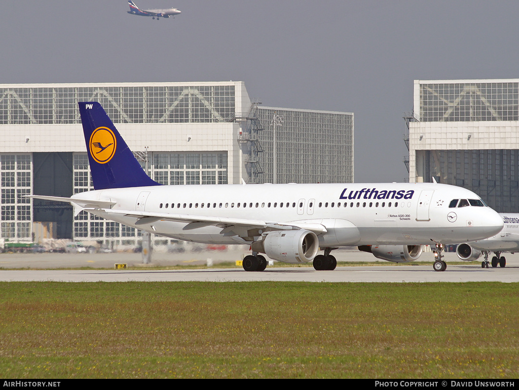 Aircraft Photo of D-AIPW | Airbus A320-211 | Lufthansa | AirHistory.net #69479