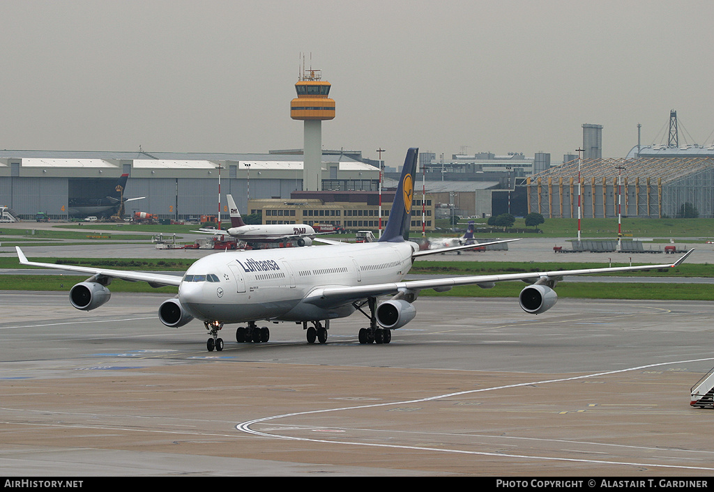 Aircraft Photo of D-AIFD | Airbus A340-313 | Lufthansa | AirHistory.net #69614