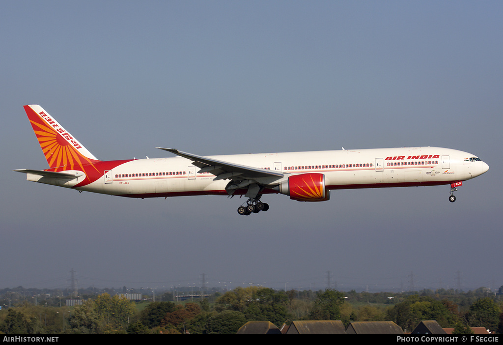 Aircraft Photo of VT-ALO | Boeing 777-337/ER | Air India | AirHistory.net #69616