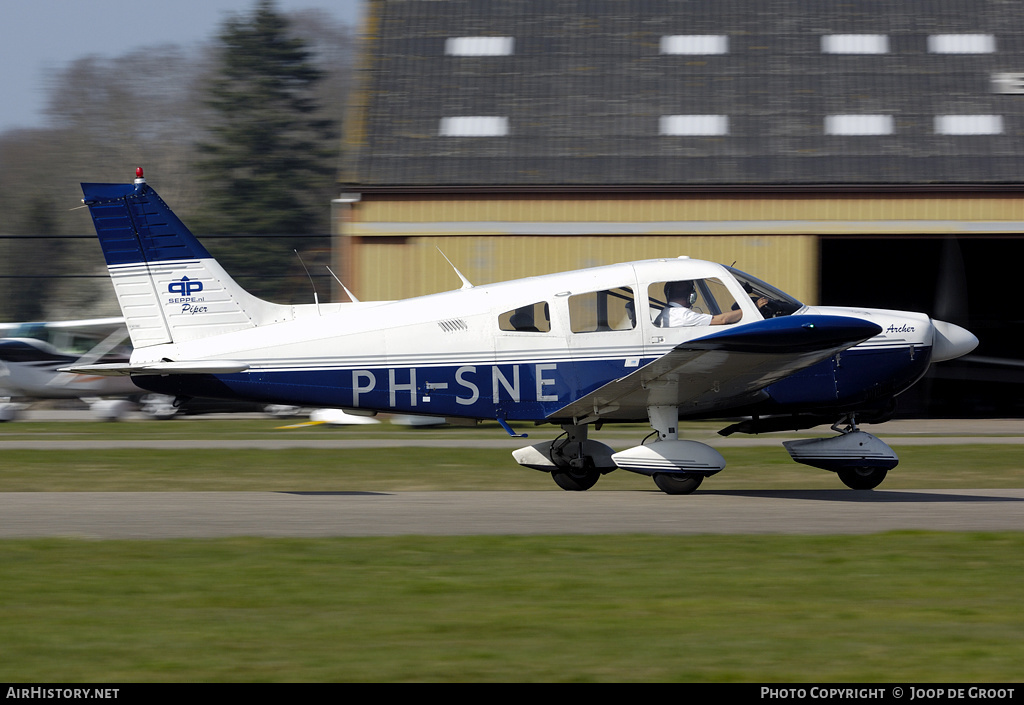 Aircraft Photo of PH-SNE | Piper PA-28-180 Cherokee Archer | Seppe Air Service | AirHistory.net #69938