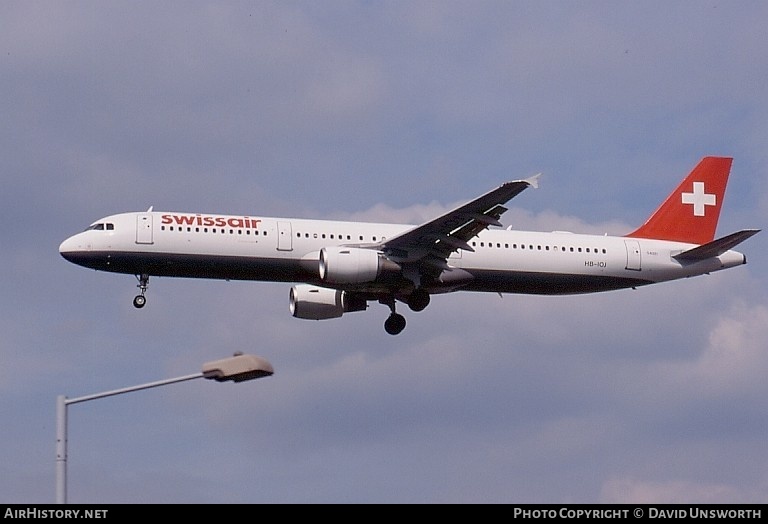 Aircraft Photo of HB-IOJ | Airbus A321-111 | Swissair | AirHistory.net #70086