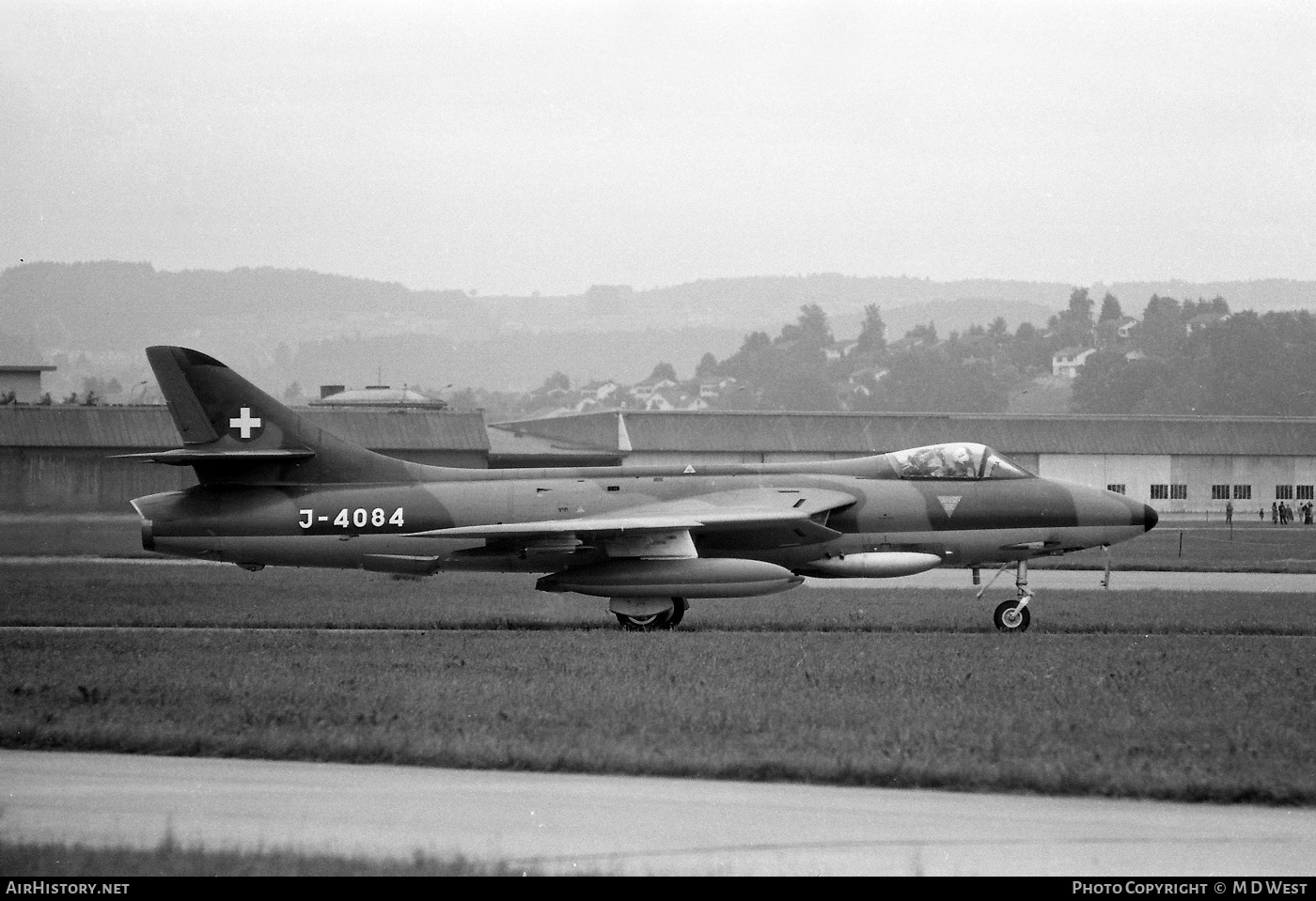 Aircraft Photo of J-4084 | Hawker Hunter F58 | Switzerland - Air Force | AirHistory.net #70186