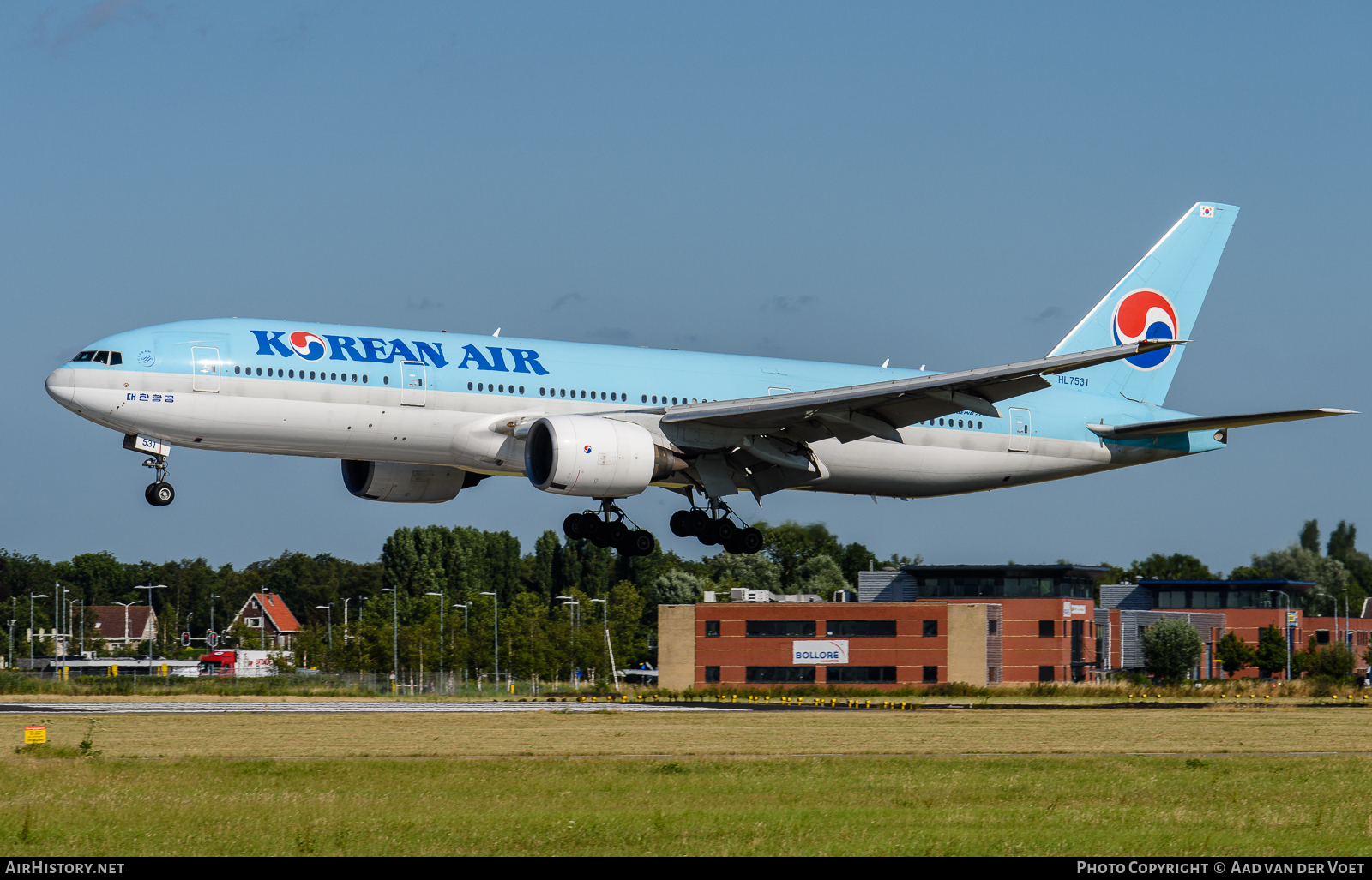 Aircraft Photo of HL7531 | Boeing 777-2B5/ER | Korean Air | AirHistory.net #70215