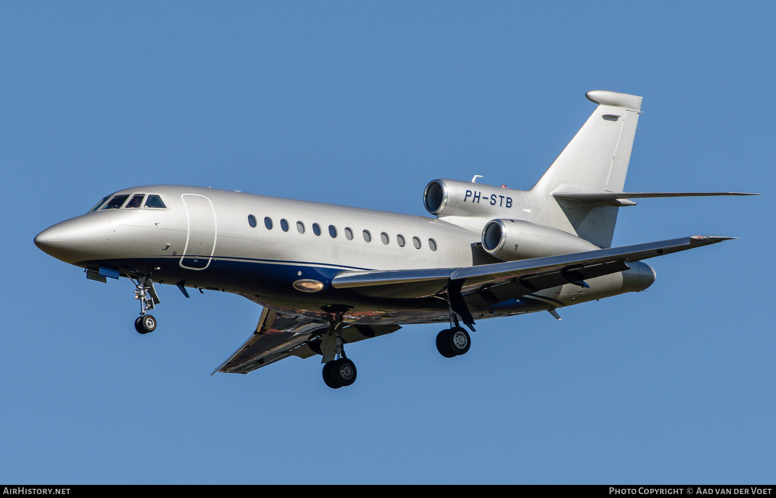 Aircraft Photo of PH-STB | Dassault Falcon 900C | AirHistory.net #70230