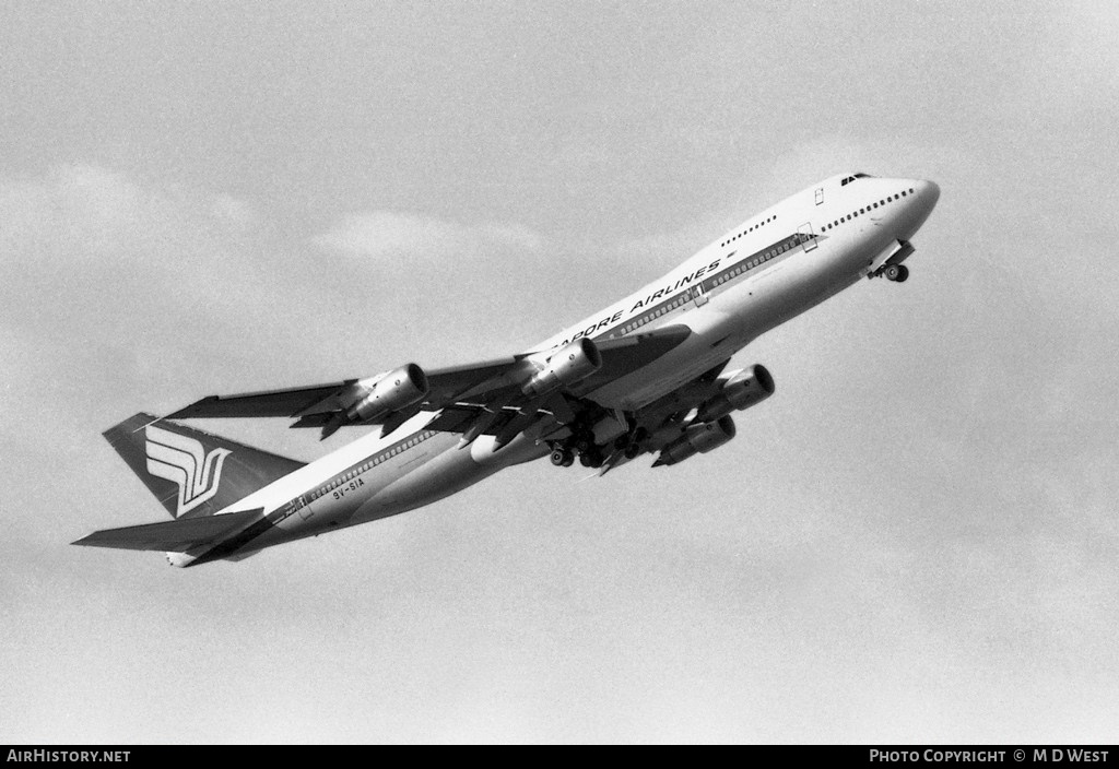 Aircraft Photo of 9V-SIA | Boeing 747-212B | Singapore Airlines | AirHistory.net #70345