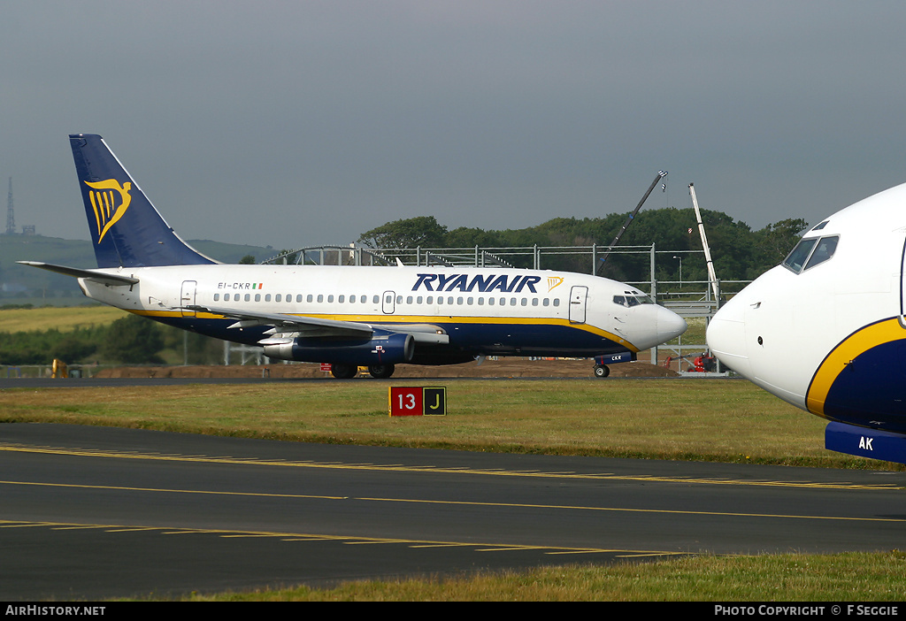 Aircraft Photo of EI-CKR | Boeing 737-2K2/Adv | Ryanair | AirHistory.net #70350
