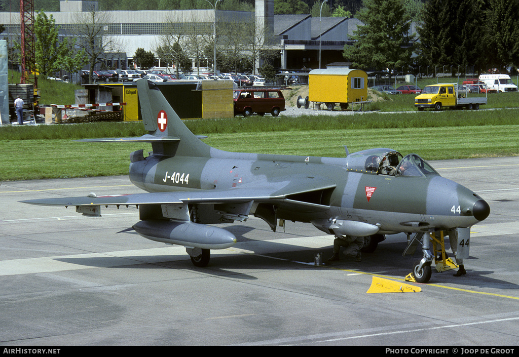Aircraft Photo of J-4044 | Hawker Hunter F58 | Switzerland - Air Force | AirHistory.net #70354