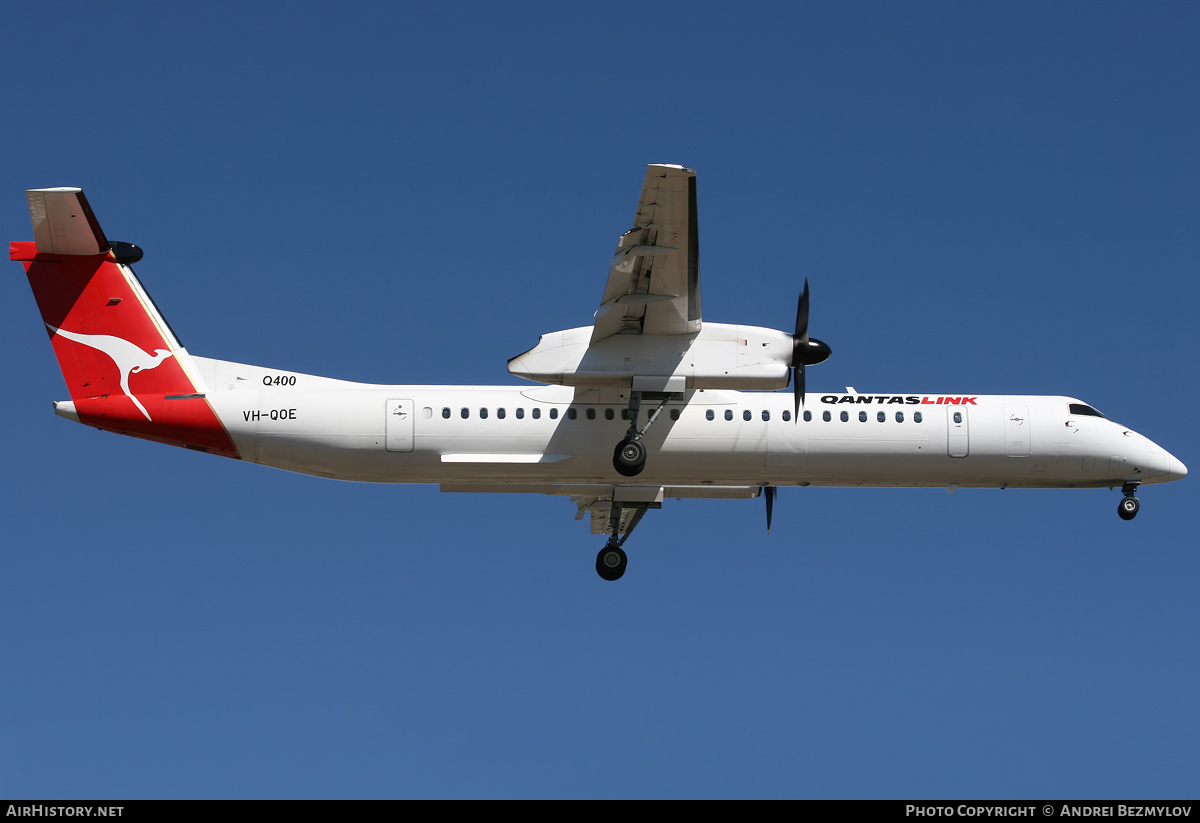 Aircraft Photo of VH-QOE | Bombardier DHC-8-402 Dash 8 | QantasLink | AirHistory.net #70417