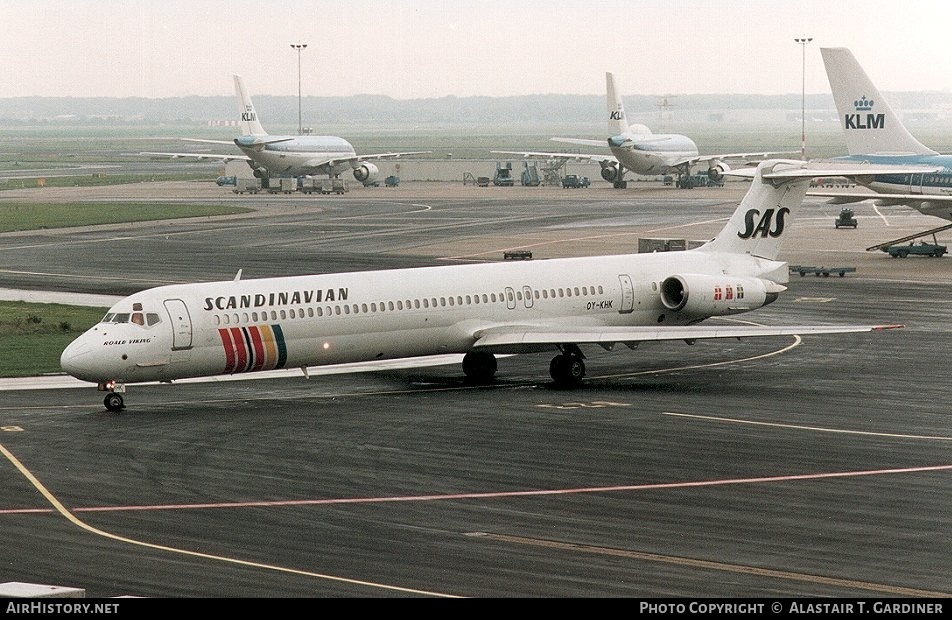 Aircraft Photo of OY-KHK | McDonnell Douglas MD-81 (DC-9-81) | Scandinavian Airlines - SAS | AirHistory.net #70448