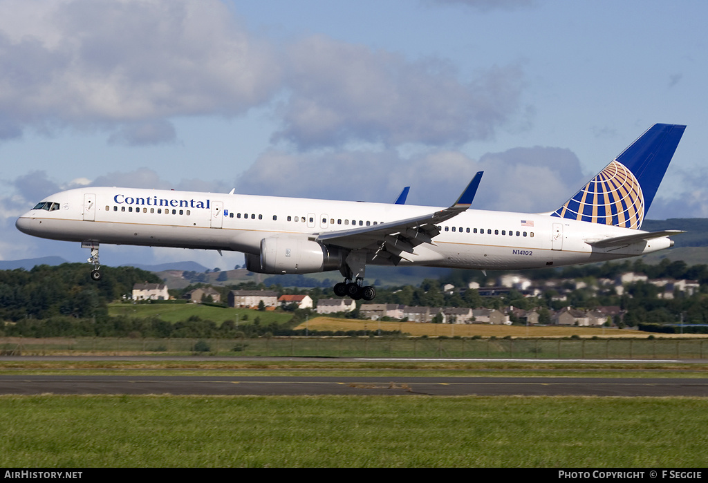Aircraft Photo of N14102 | Boeing 757-224 | Continental Airlines | AirHistory.net #70471