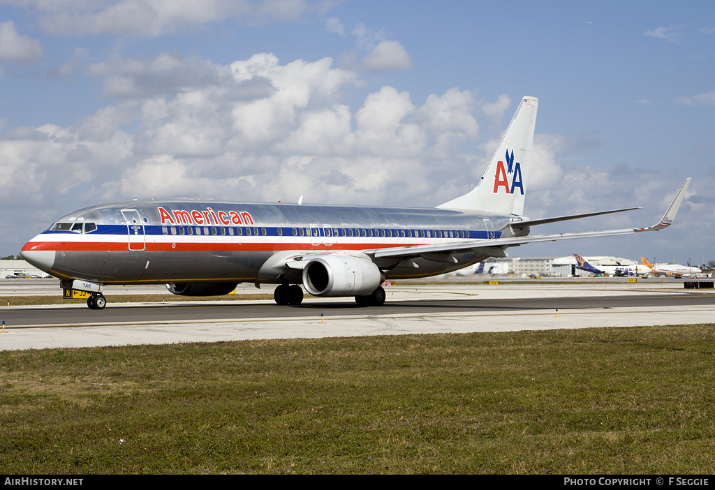 Aircraft Photo of N910AN | Boeing 737-823 | American Airlines | AirHistory.net #70567
