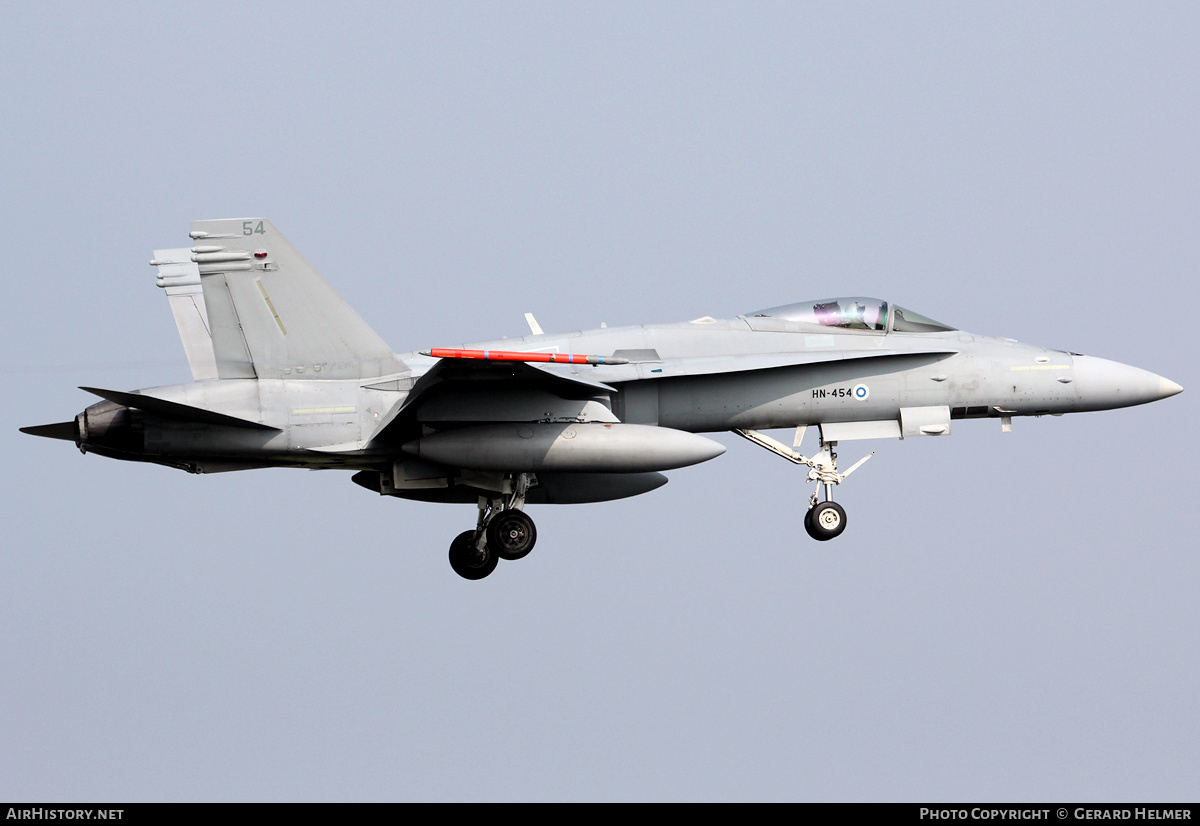 Aircraft Photo of HN-454 | McDonnell Douglas F/A-18C Hornet | Finland - Air Force | AirHistory.net #70587