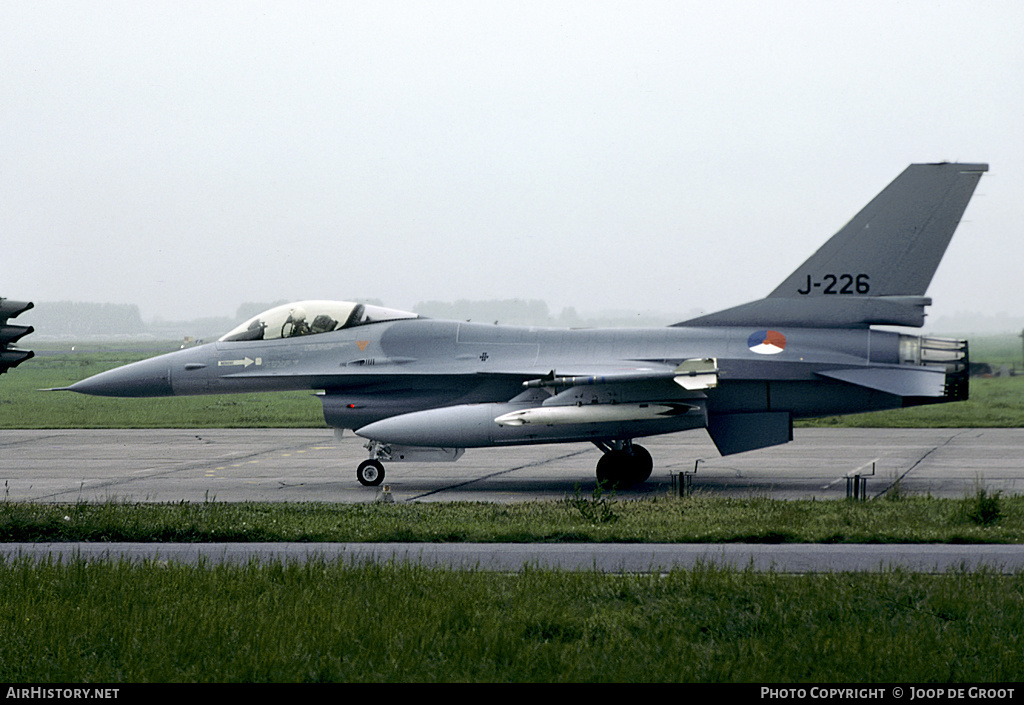 Aircraft Photo of J-226 | General Dynamics F-16A Fighting Falcon ...