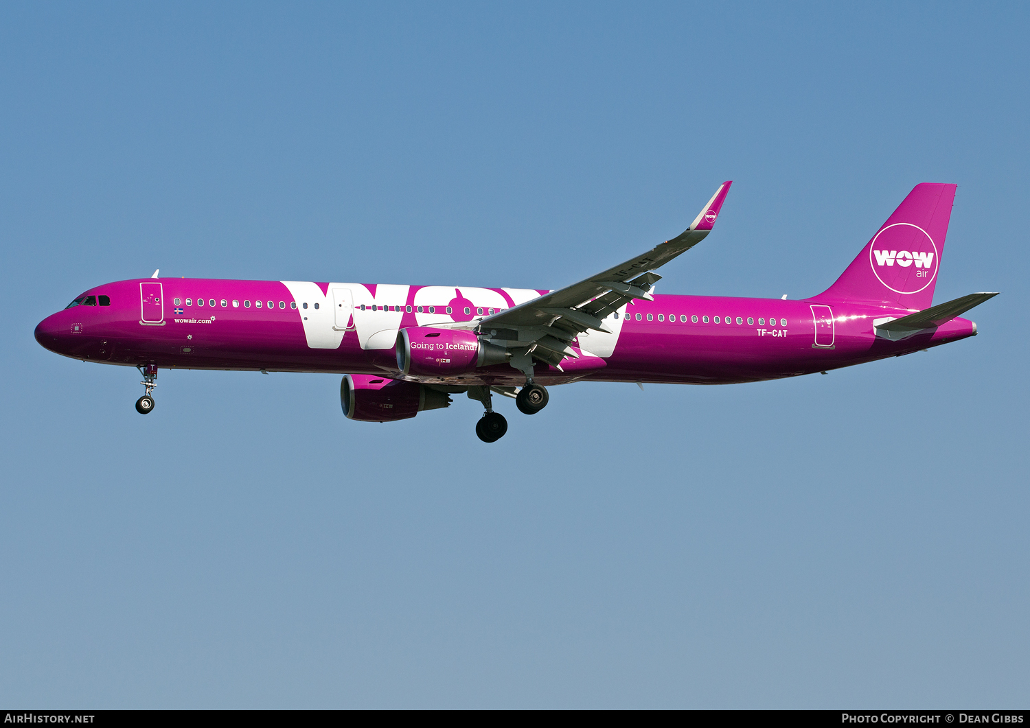 Aircraft Photo of TF-CAT | Airbus A321-211 | WOW Air | AirHistory.net #70668